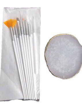 15 Pc. Set Of Art Brushes with Artistic Tray